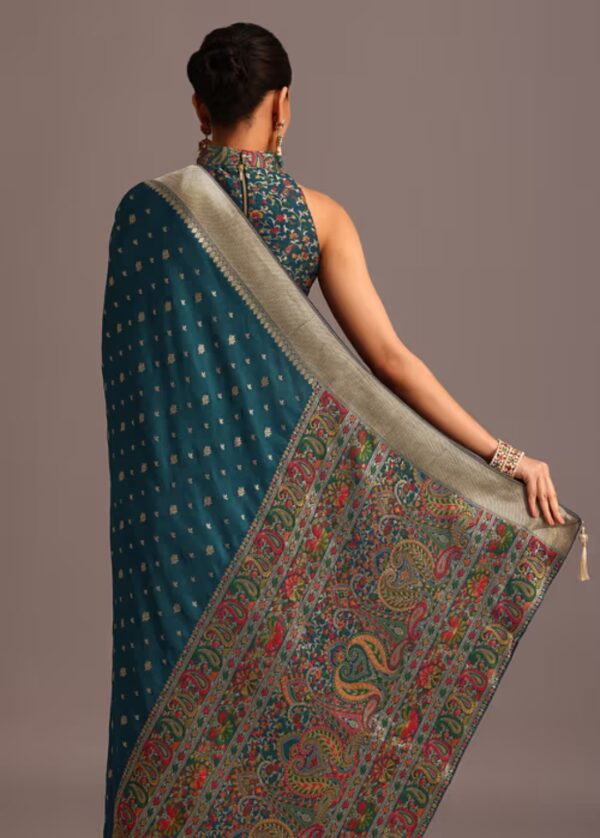 Elegant Teal Saree with Golden Embroidery – A Classic Touch of Glamour - Image 5