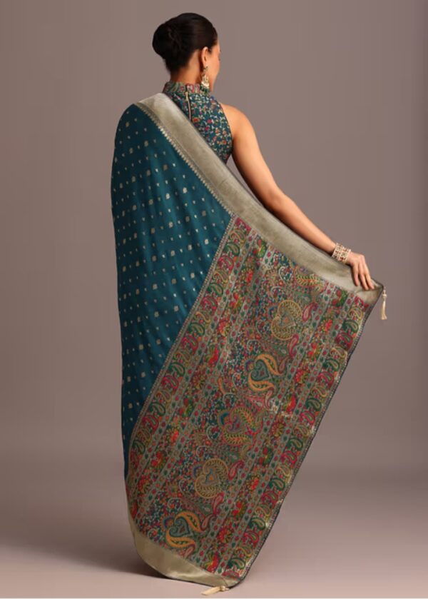 Elegant Teal Saree with Golden Embroidery – A Classic Touch of Glamour - Image 3
