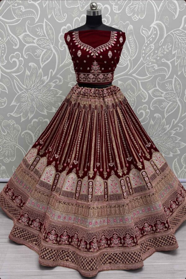 Elegant Red & Gold Salwar Suit For Bride 👰
