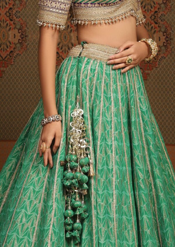 Regal Green & Gold Banarasi Lehenga Set - Image 5