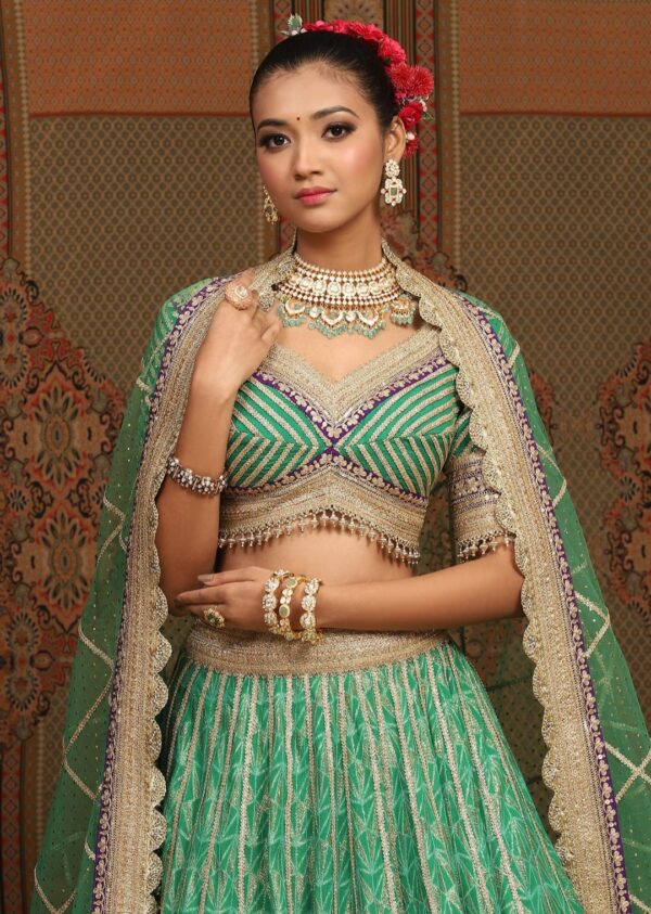 Regal Green & Gold Banarasi Lehenga Set - Image 3